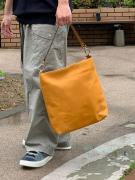 ショルダーバッグ　BORSA　modello　BUSTA